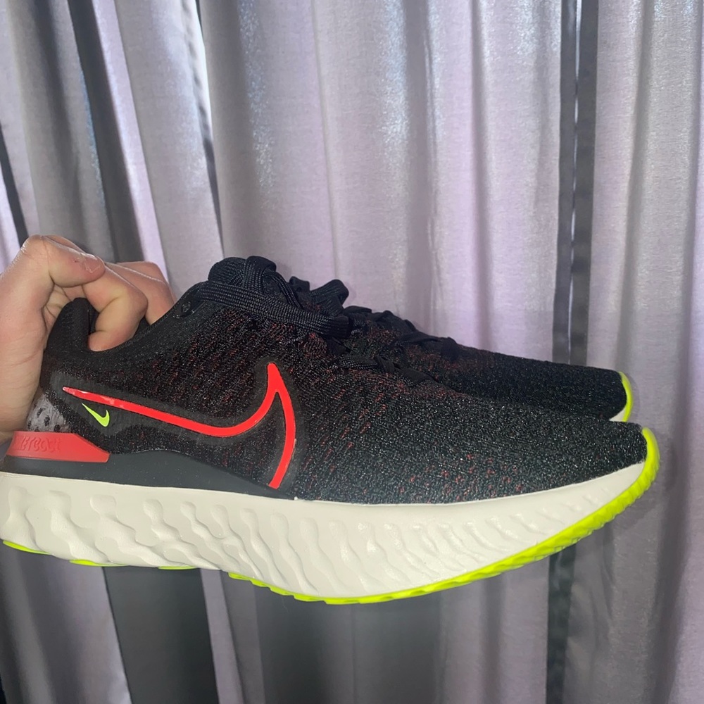 Nike React Infinity Run Flyknit 3 'Black Siren Red' Siren Red Marathon Running S